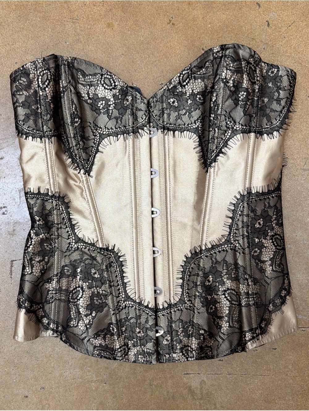 Adore Me Women's Lace Corset Size Medium Gold Black Hooks Lace Up